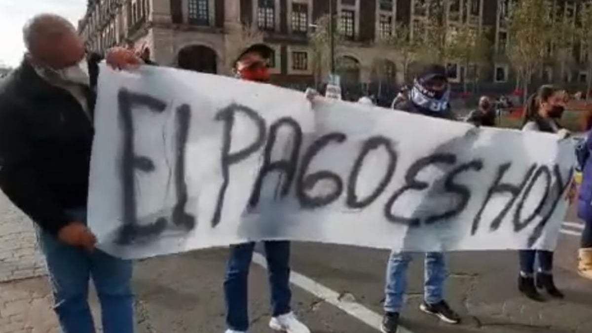 Protesta de trabajadores del Ayuntamiento de Toluca