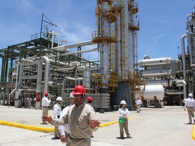 Suspenden por tiempo indefinido la aplicación de Ley de Hidrocarburos