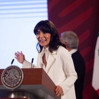 García Vilchis se lanza ahora contra Azucena Uresti, Iberdrola y Sopitas