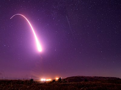 Potencias nucleares aumentan su dependencia de sus armas atómicas: SIPRI