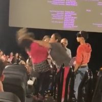 Se viraliza pelea entre dos mujeres en una sala de cine donde veían Barbie (Video)