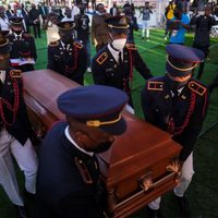 Delegaciones diplomáticas huyen del funeral de Jovenel Moise al escucharse disparos