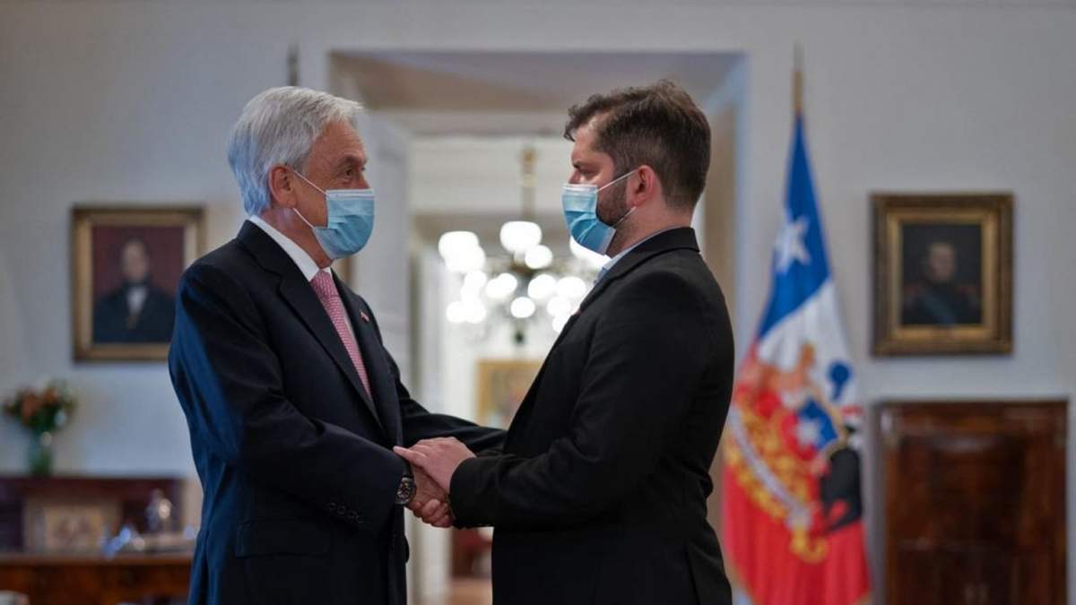 El presidente de Chile, Sebastián Piñera, y su sucesor, Gabriel Boric. Fuente: (Twitter)