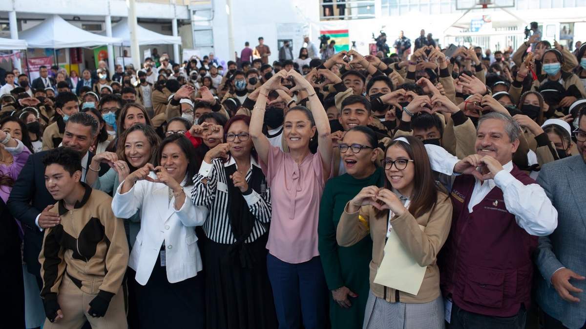 Sheinbaum encabezó la Feria por la Paz, la Igualdad y una Vida Libre de Violencia para Niñas y Adolescentes