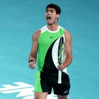 Carlos Alcaraz se coronó campeón del Abierto de Australia tras vencer a Novak Djokovic