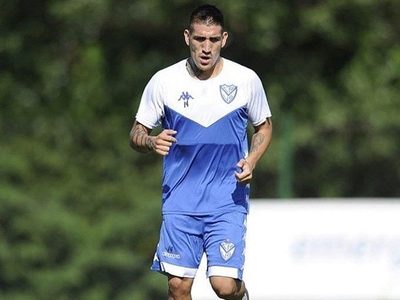 Una voz autorizada del fútbol habló de Ricardo Centurión