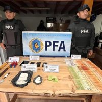 Allanan una casa en San Martín de los Andes, en donde se estiraba cocaína de máxima pureza para su venta