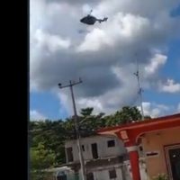 Se desploma helicóptero de la Marina en el municipio de Centla, Tabasco (Video)