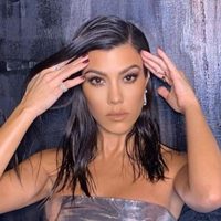 Kourtney Kardashian desborda belleza con este vestido negro. ¡Wow, espléndida!