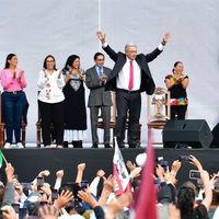 AMLO promete que México ya no comprará gasolina, diésel ni otros petrolíferos en el extranjero