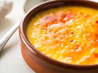 Leche asada sin azúcar, el postre clásico de las abuelas que no puede faltar un domingo
