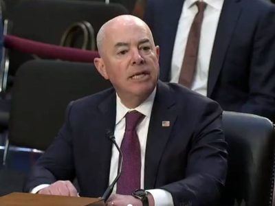 Mayorkas reconoce que se produjo un "fallo" de seguridad durante intento de asesinato a Trump