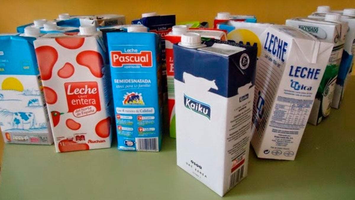 Cajas de leche. Fuente: (Instagram)