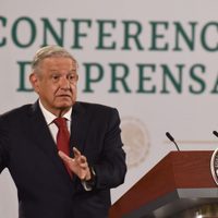 AMLO anuncia foros públicos para explicar su reforma eléctrica