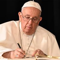 "No es el fin de todo": el inédito texto escrito por el Papa Francisco sobre lo que pensaba de la muerte
