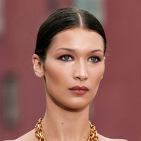 ¡Al natural! Bella Hadid sorprendió a sus fans con una selfie sin maquillaje