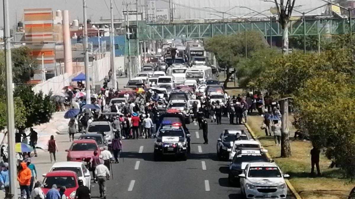 El bloqueo de adultos mayores en la Avenida Central de Ecatepec
