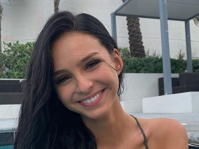 ¡APA! El debut de Juanita Tinelli como modelo fue de otro planeta ¡Orgulloso Marcelo!