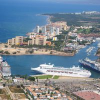 La Cofece descarta prácticas monopólicas en Puerto Vallarta, pero pide revisar regulaciones a operadores