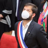 Cerca de 60% de los chilenos desaprueba la gestión del presidente Boric, según encuestas