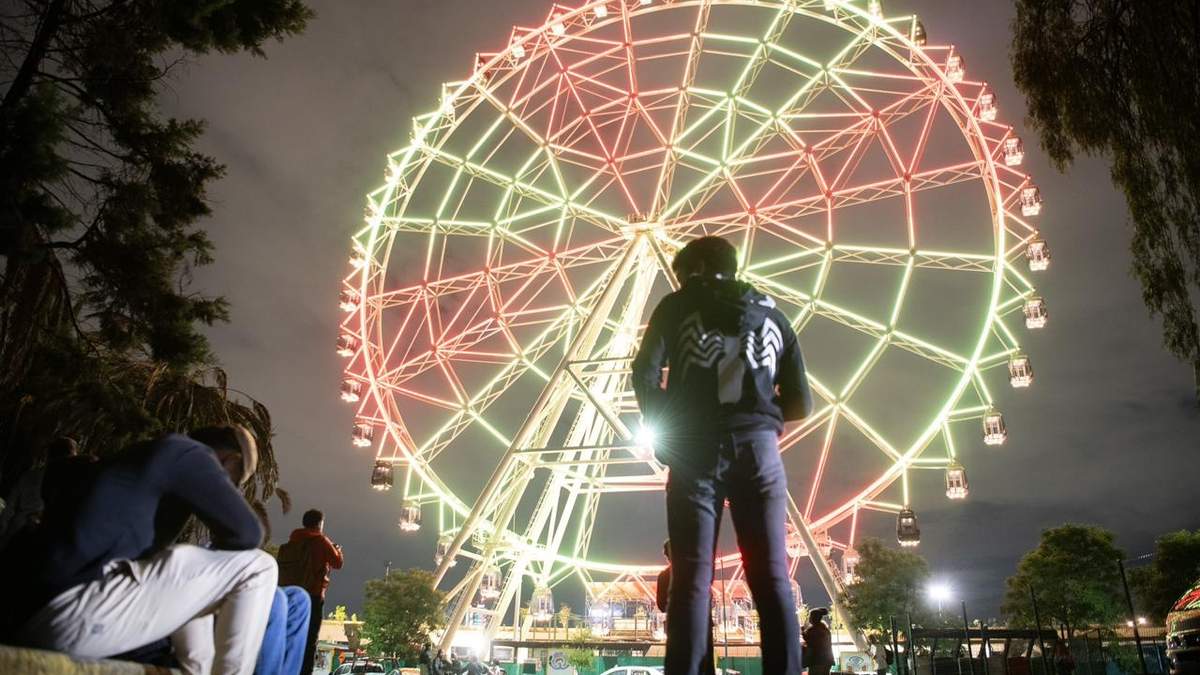 La rueda de la fortuna del Parque Aztlán