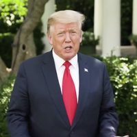 A minutos de que AMLO dijera que Trump respeta a mexicanos, éste arremete contra migrantes