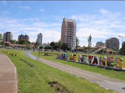 Una medida del Gobierno nacional podría evitar la venta del parque Jaime de Nevares