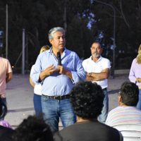 Figueroa y Salas sellaron alianza y prometieron 10 mil viviendas por año