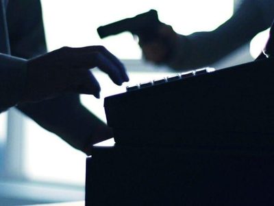Golpe millonario: robaron 100 millones de pesos en tecnología a 50 metros de la central de la Policía Federal