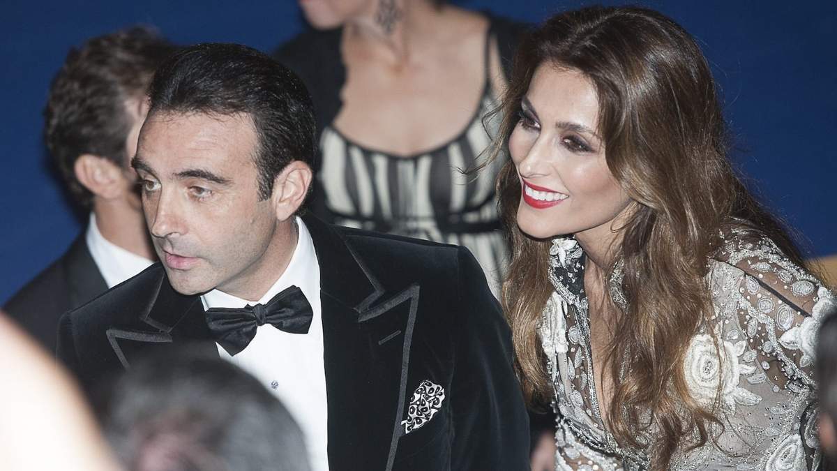 Enrique Ponce y Paloma Cuevas. Fuente: (Twitter).