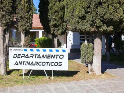 Cinco personas detenidas y droga secuestrada tras un operativo antinarcóticos en Neuquén