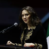 Ayuso acusa a Sheinbaum y al gobierno de España de “ponerla en peligro” en México (Audio)