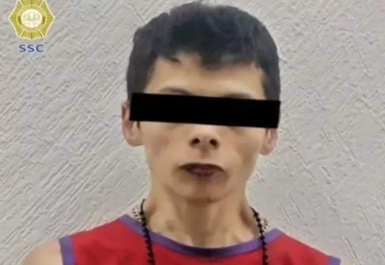 Maestro de primaria de la GAM es apuñalado por defender a un alumno