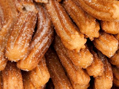 Receta sencilla y fácil de los churros caseros más crocantes y ricos