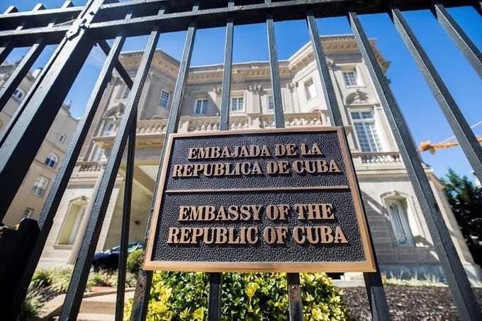 La embajada