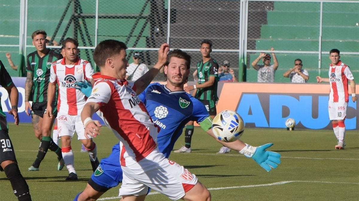 San Martín de San Juan está cada vez peor; Instituto no levanta tampoco.