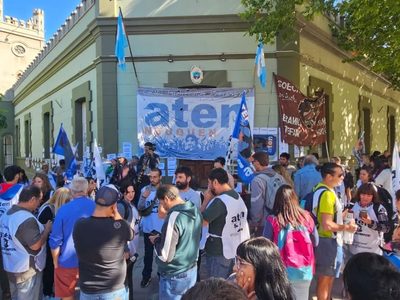 Junto a varias organizaciones, ATEN repudió el decreto: "Retoma una vieja práctica autoritaria"