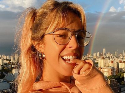 "Hay que tenerlo ocupado": Nati Jota piropeó en vivo a una figura del "Cantando 2020"