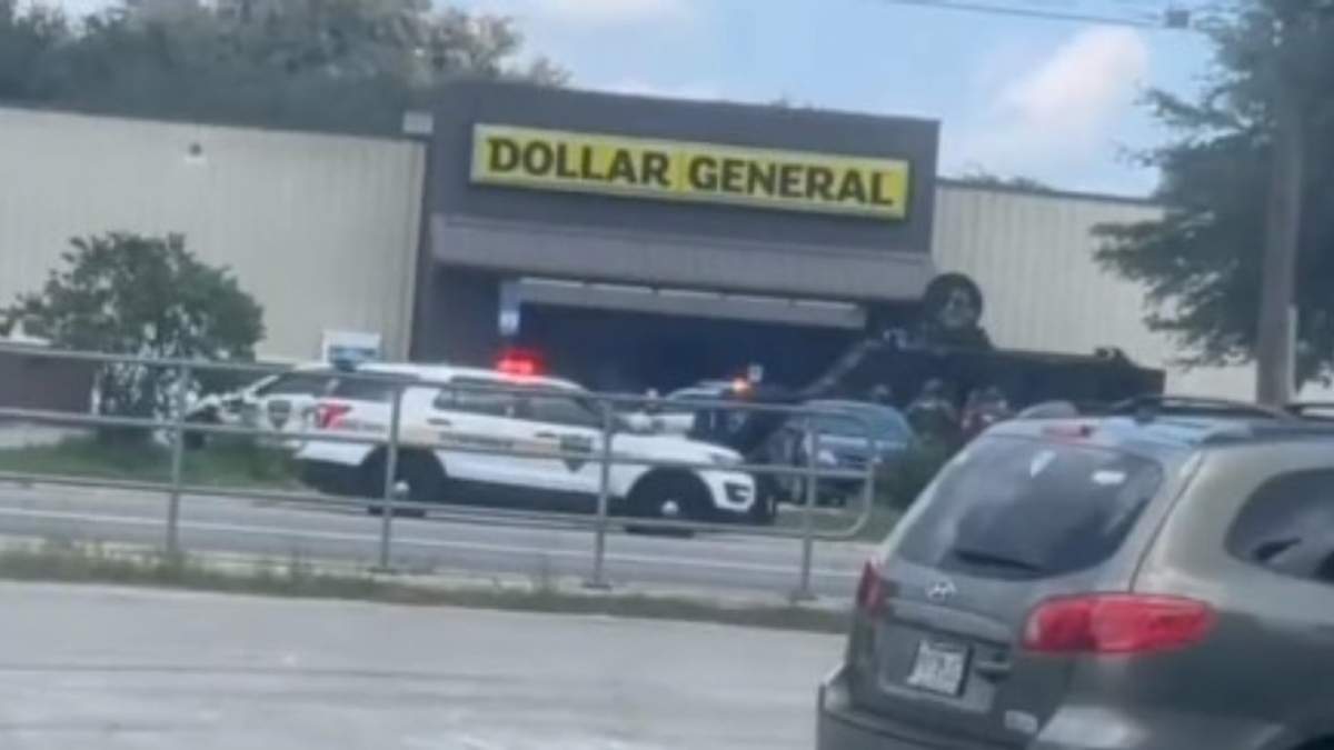 Tienda Dollar General en Jacksonville, donde se registró el tiroteo
