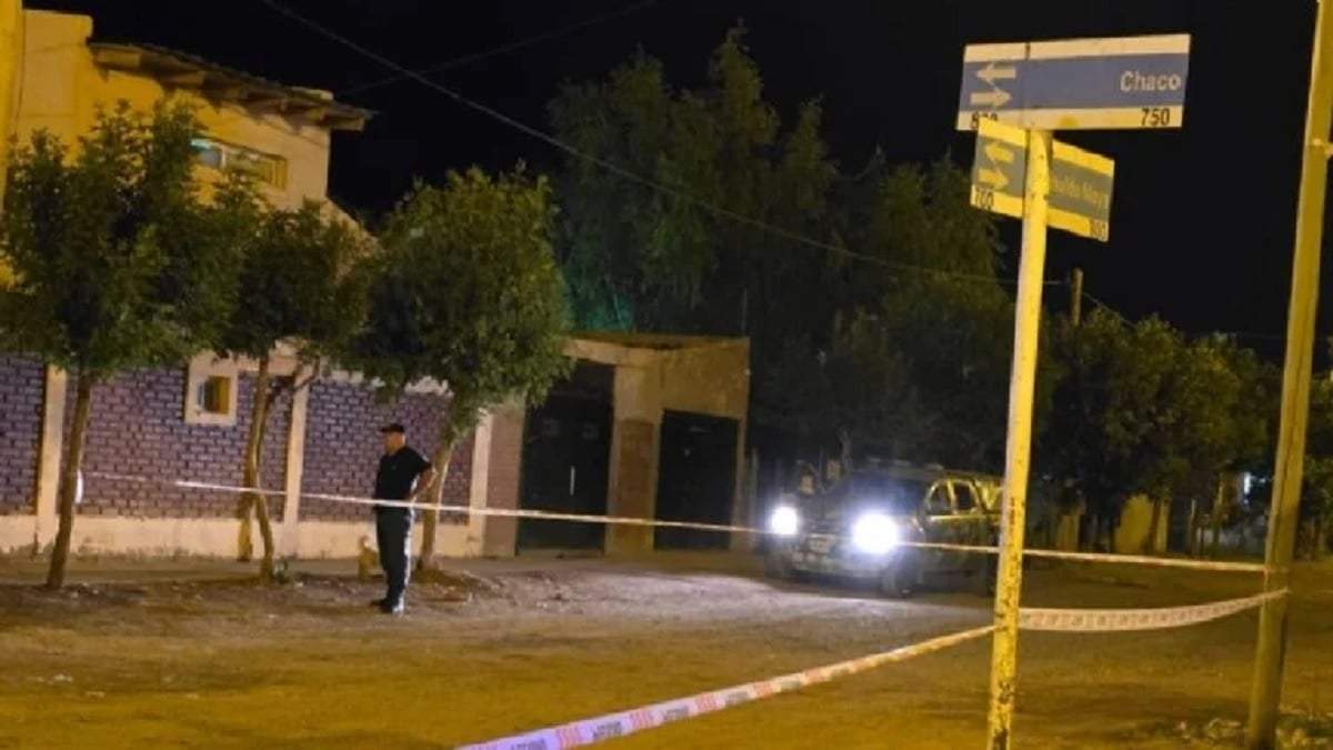 El crimen ocurrió en el barrio Alto de Centenario el 25 a la madrugada. Fuente (Centenario Digital)