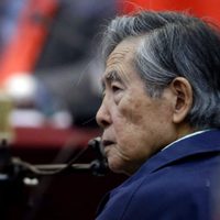 Señalan a Fujimori de retrasar captura del líder de Sendero Luminoso para justificar golpe de estado