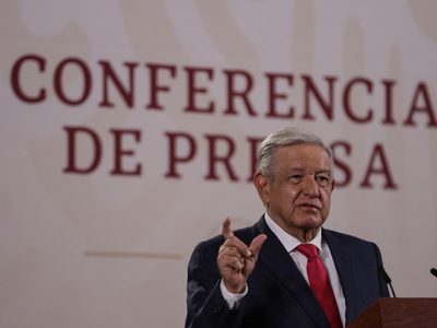 AMLO promete que no habrá crisis económica como con Salinas y Zedillo