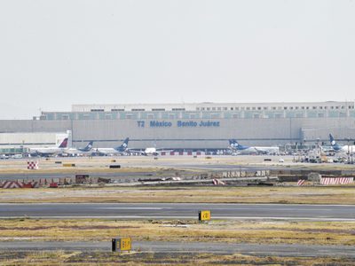 Los millonarios ingresos del AICM, para pagar el aeropuerto de Texcoco