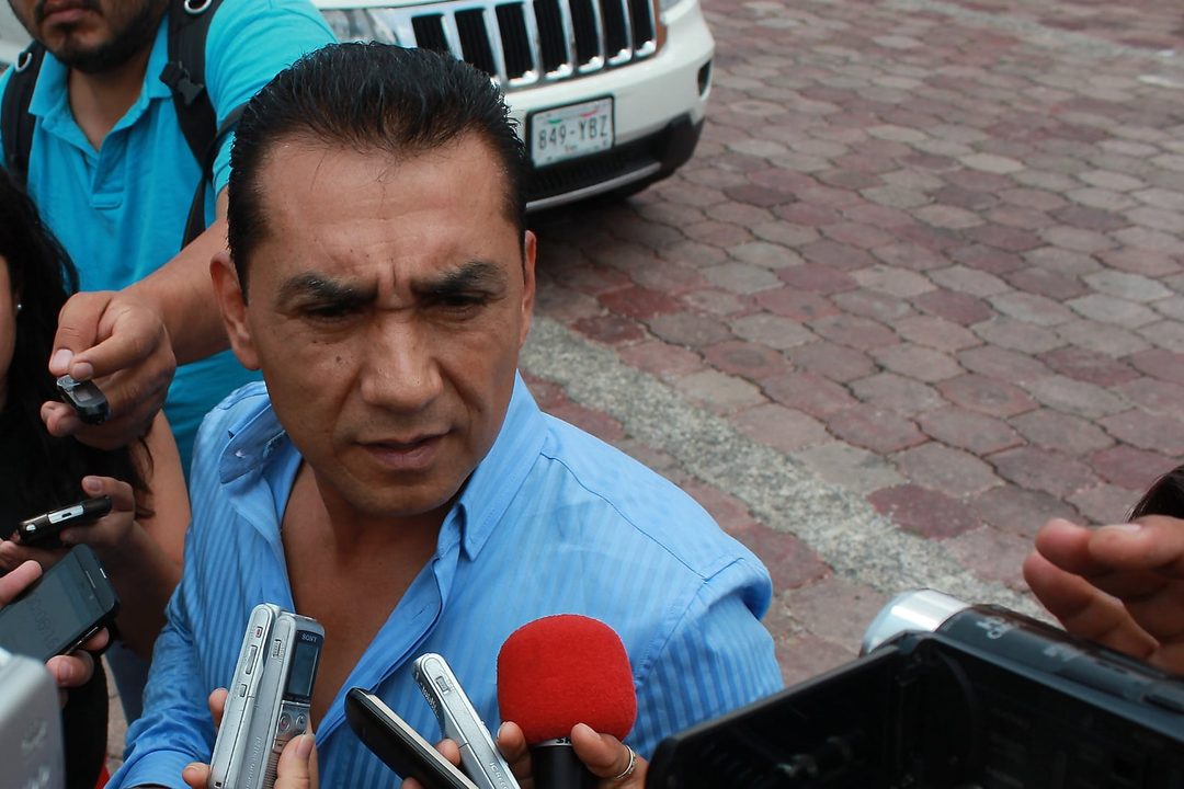 268577-b1050ce76933f0b24_pf-1799130530iguala_jlc