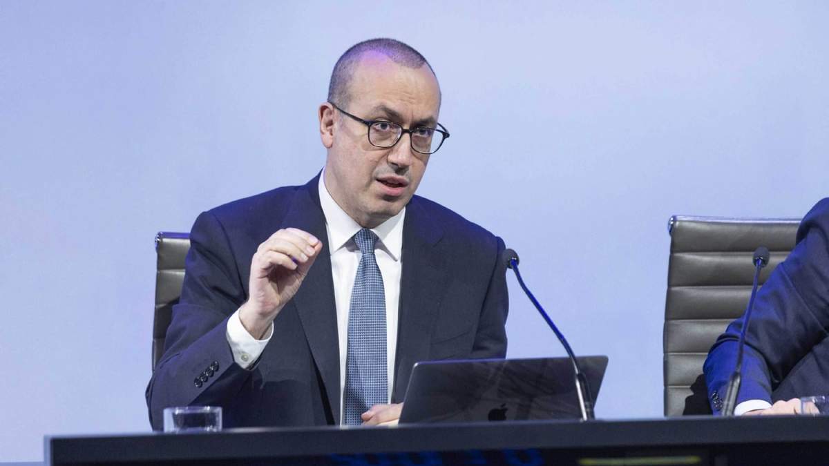 El CEO Onur Genç, durante una rueda de prensa