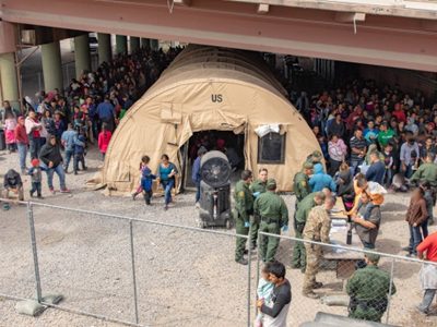 Varados 7 mil migrantes entre Ciudad Juárez y El Paso