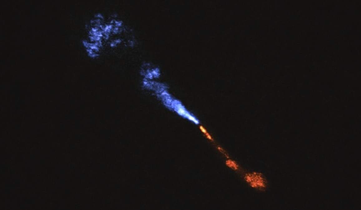 Imagen difundida por el Observatorio del Sur Europeo el 15 de julio del 2025, que muestra gas de monóxido de silicio cerca de la estrella bebé HOPS-315