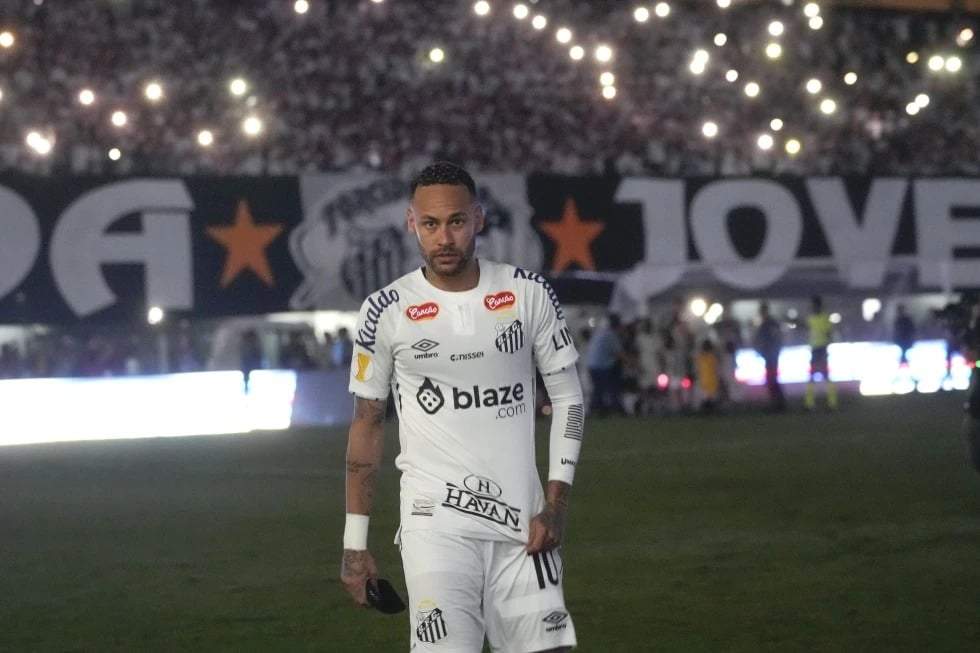 Neymar marca su primer gol desde su regreso al Santos en Brasil