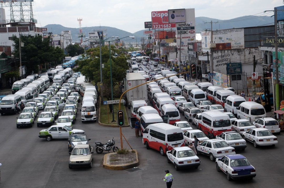 Paradero combis Morelos Foto Margarito Pérez Retana