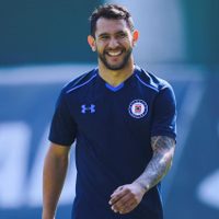 Cruz Azul pone como transferibles a Walter Montoya y Andrés Rentería